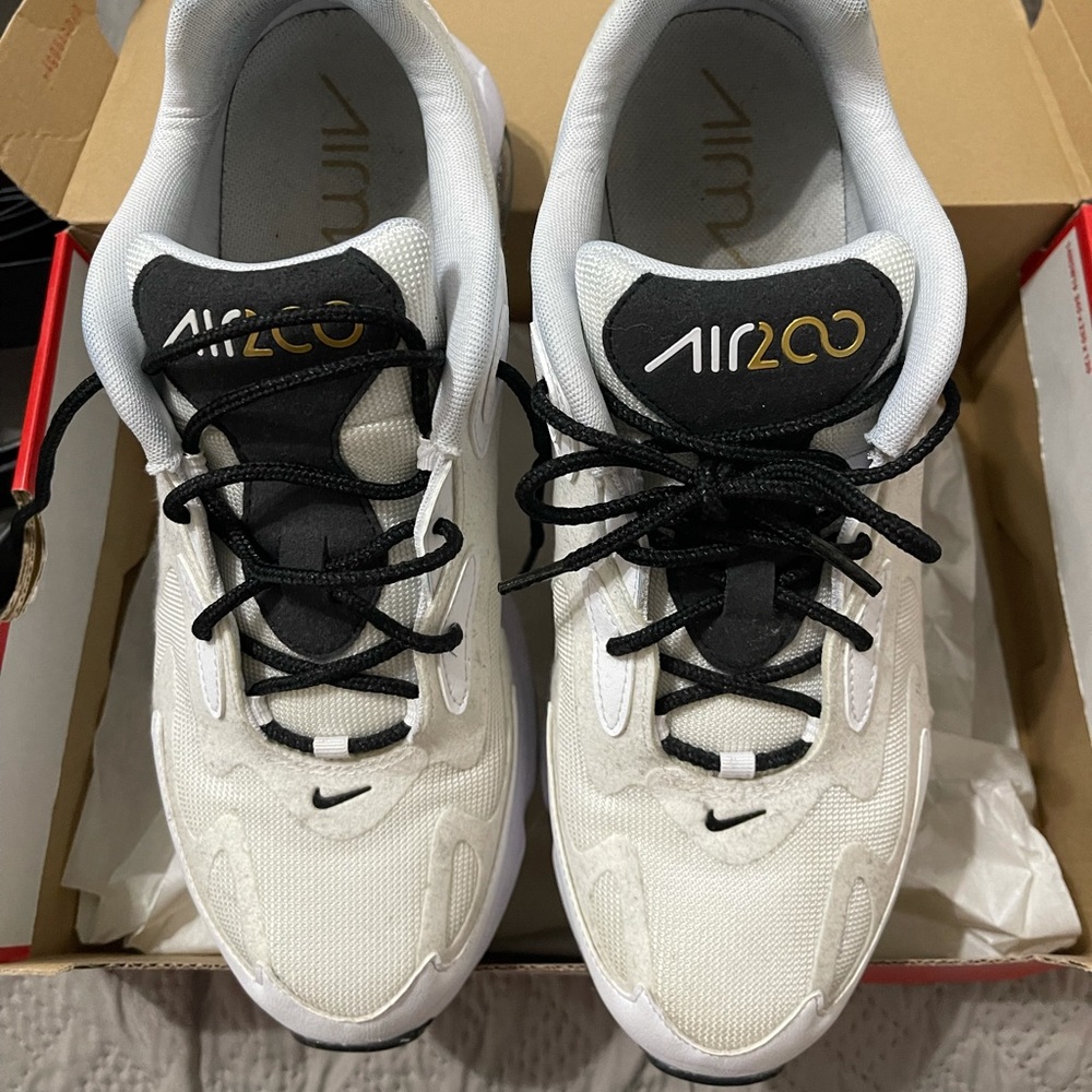 Nike air 200
